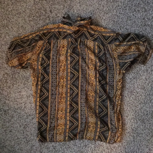 80s Generra Collection button down - Picture 2 of 4